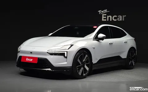 Polestar Polestar 4 2025