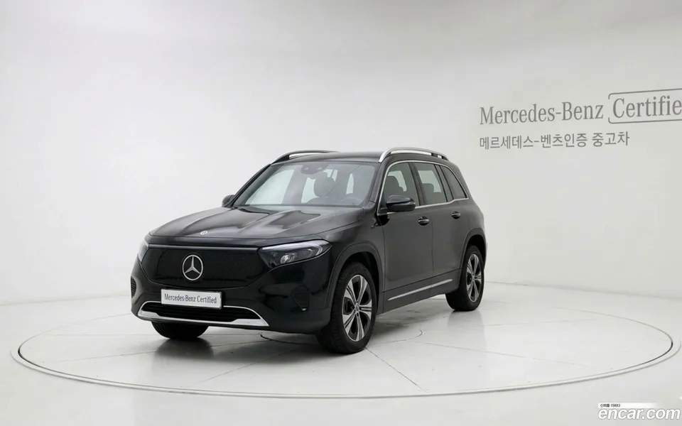 Mercedes-Benz EQB 2025