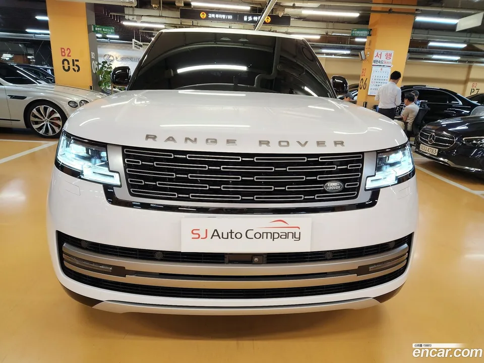 Land Rover Range Rover 2023