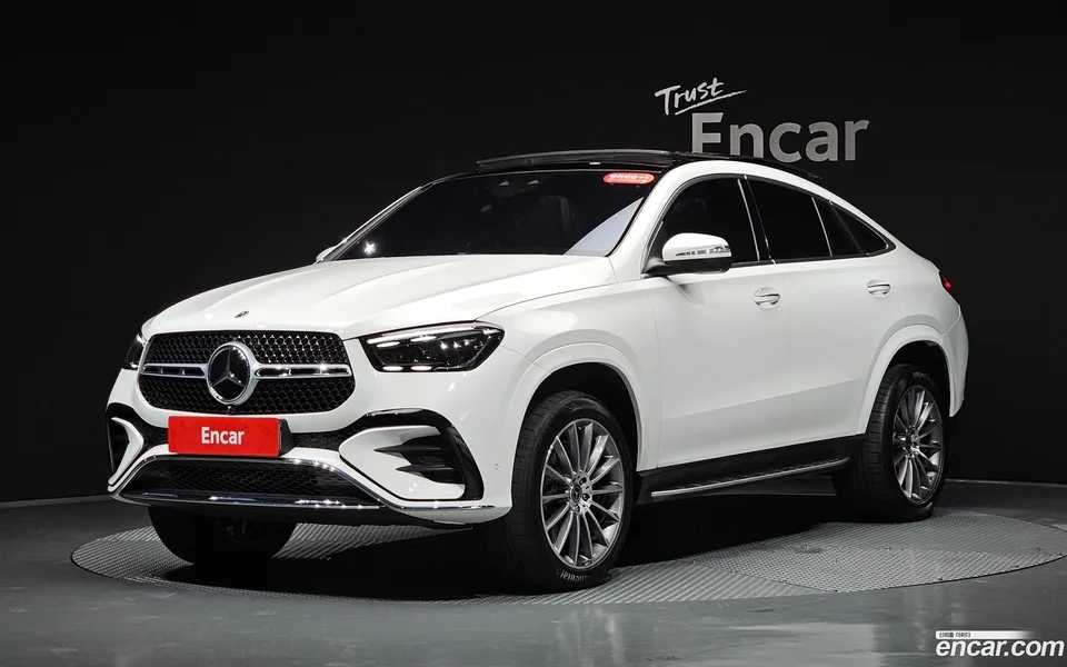 Mercedes-Benz GLE-Class GLE450d 4MATIC 2023 — фото 1, купить с доставкой в Москву