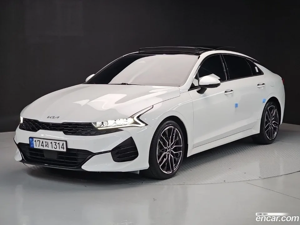 Kia K5 2023