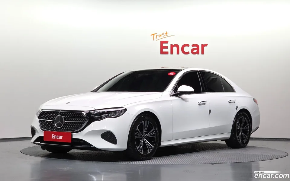 Mercedes-Benz E-Class 2025