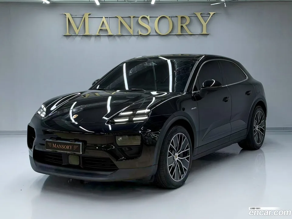 Porsche Macan Electric 2025