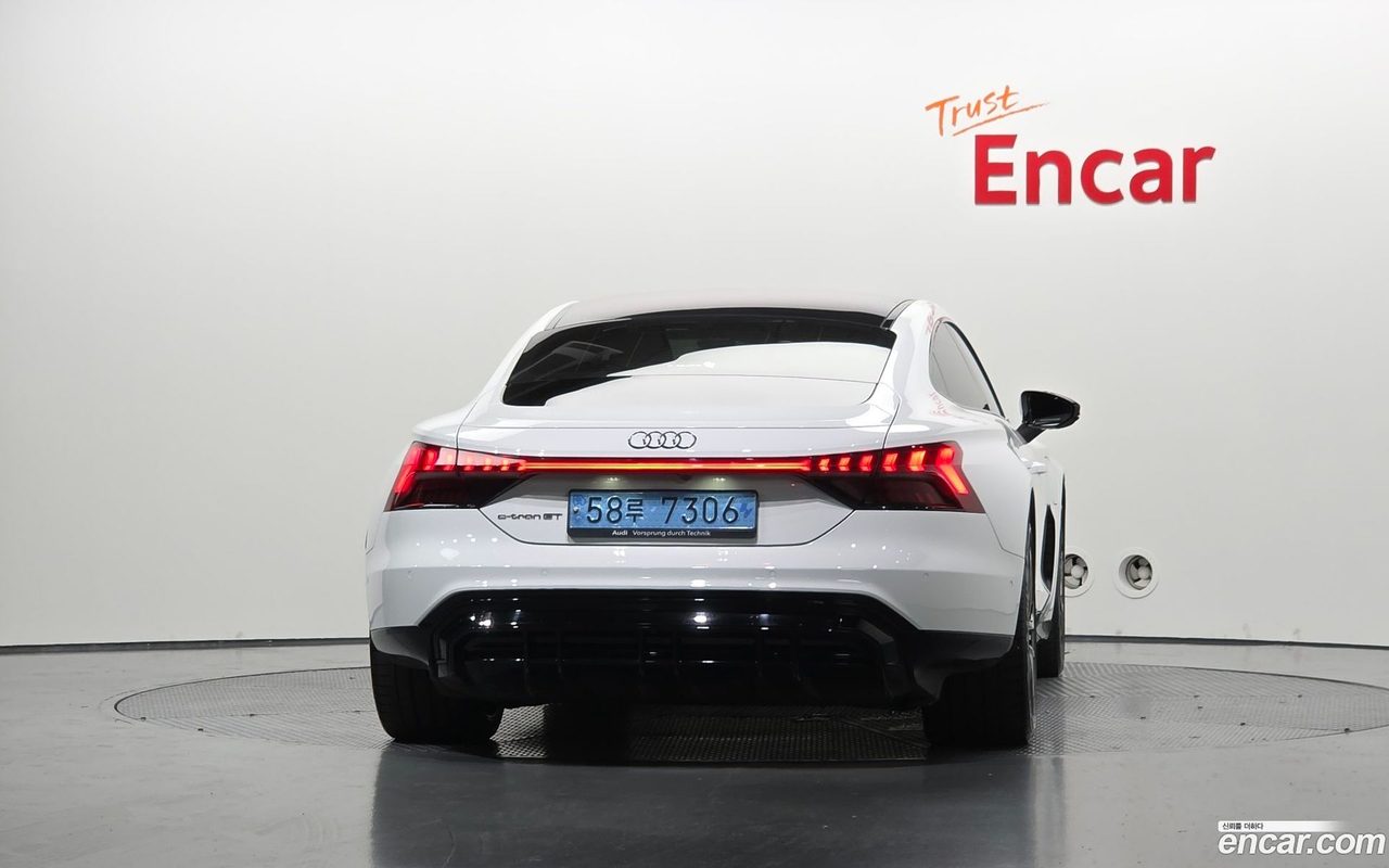 Audi e-tron GT 2022 — 4