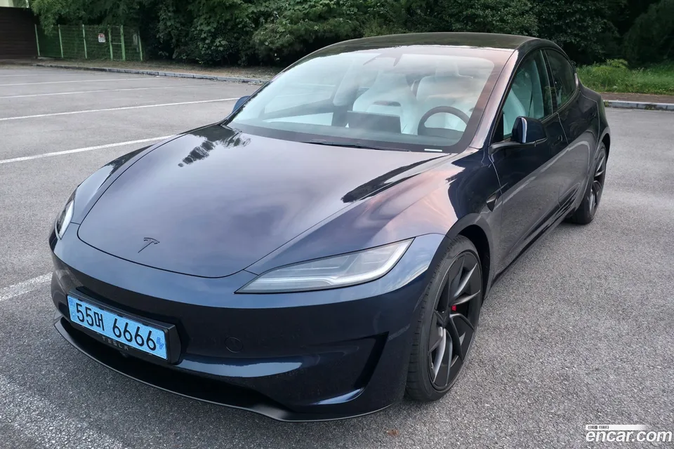 Tesla Model 3 2026