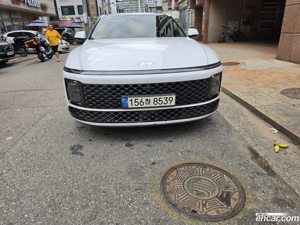 Hyundai Grandeur 2.5 2WD 2023 — фото 1, купить с доставкой в Москву