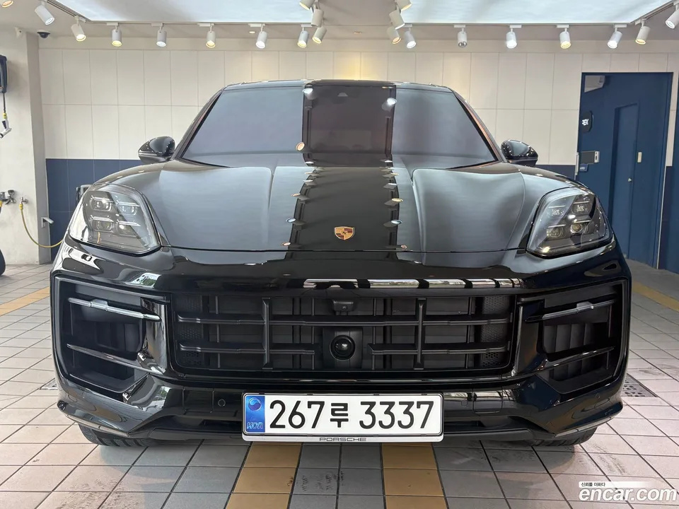 Porsche Cayenne 2025