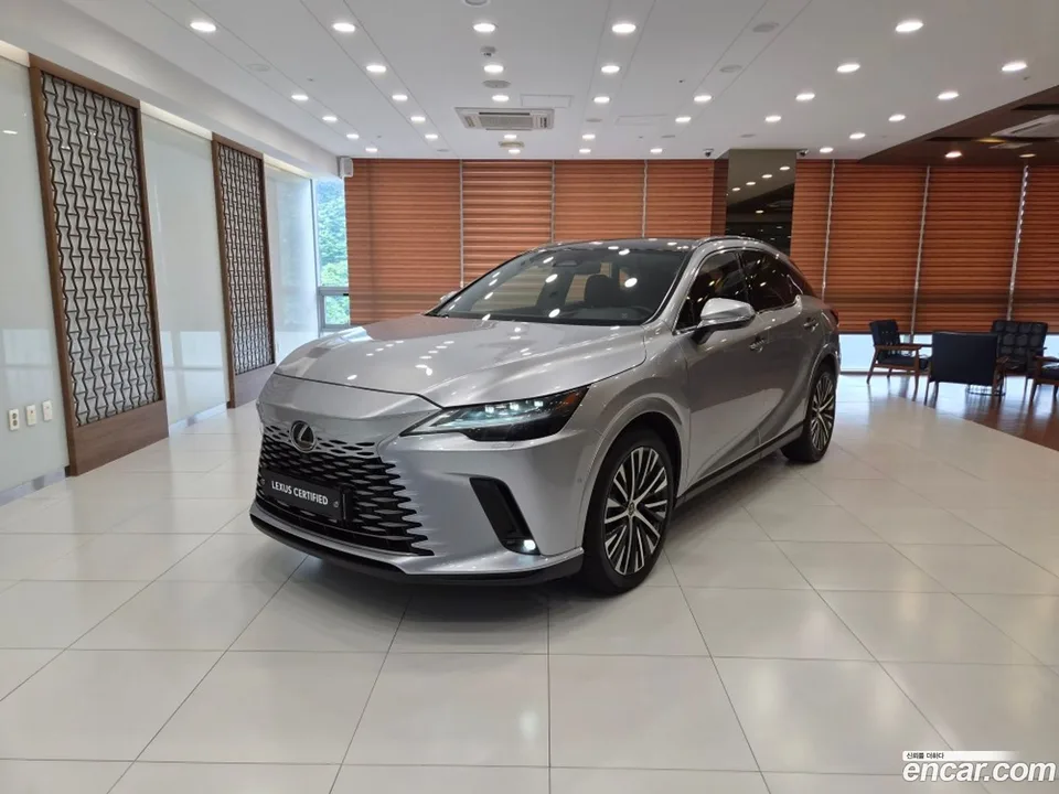 Lexus RX 450h+ 2023