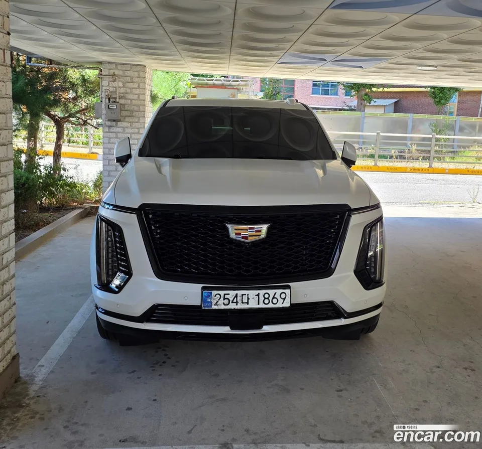 Cadillac Escalade 6.2 ESV 2025 — миниатюра 3