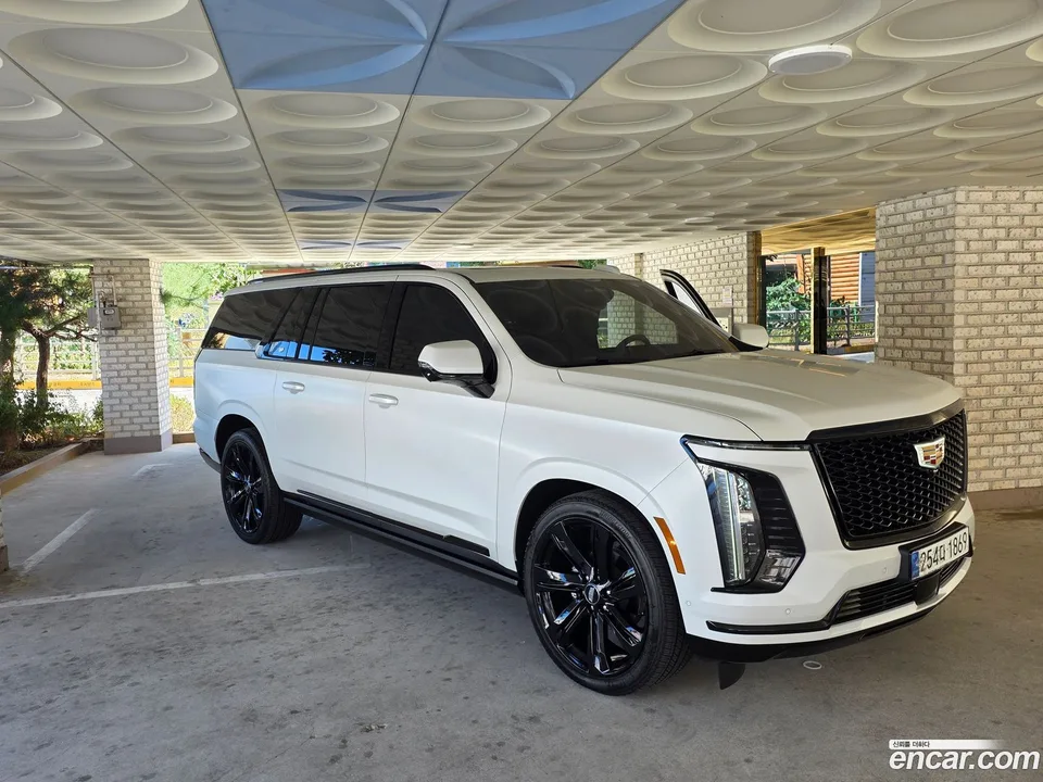 Cadillac Escalade 2025