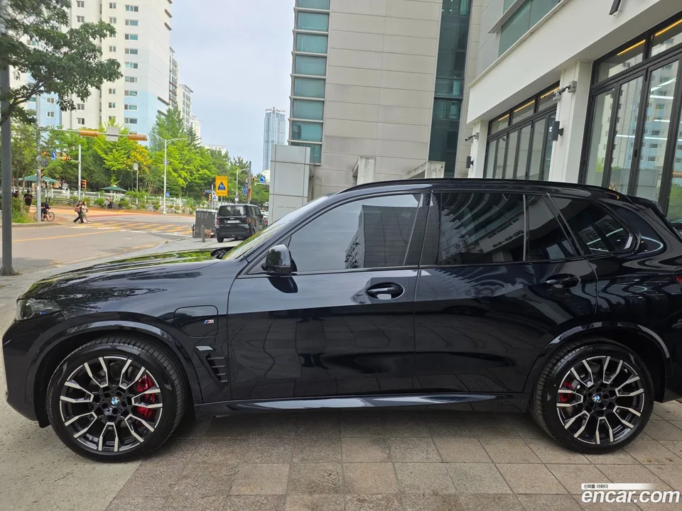 BMW X5 xDrive 50e M 2026 — миниатюра 4