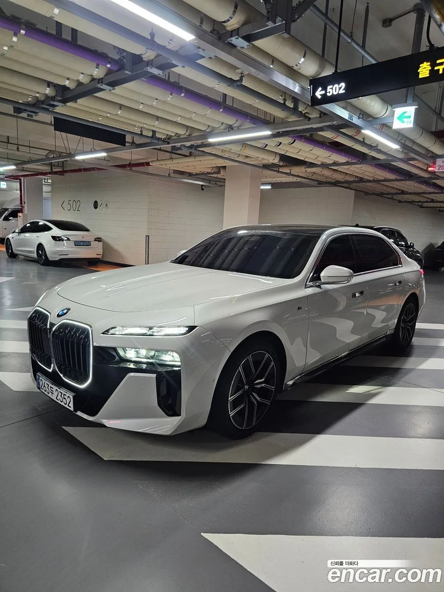 BMW 7 Series 740d xDrive M 2024 — фото 1, купить с доставкой в Москву