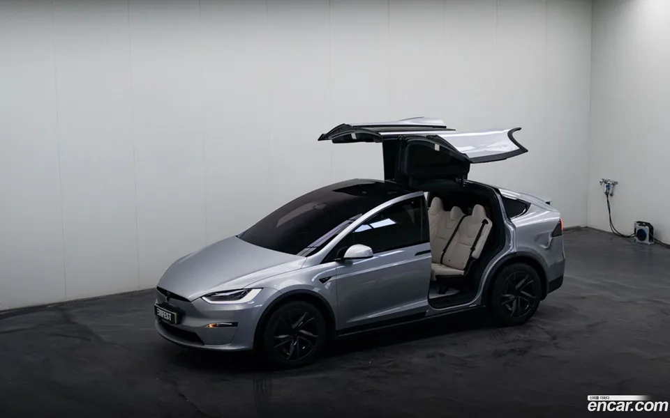 Tesla Model X AWD 2026 — миниатюра 4
