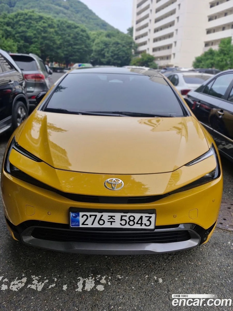Toyota Prius 2024