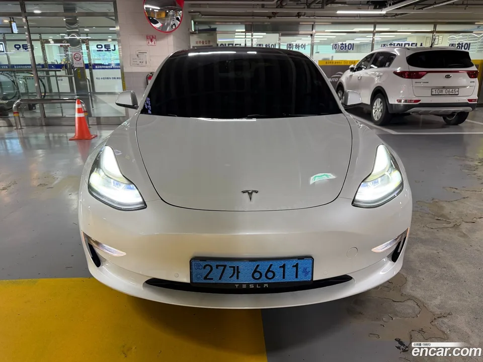 Tesla Model 3 2022
