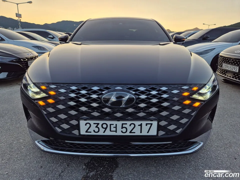 Hyundai Grandeur IG Hybrid 2022