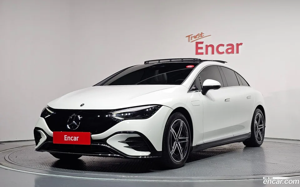 Mercedes-Benz EQE 2024