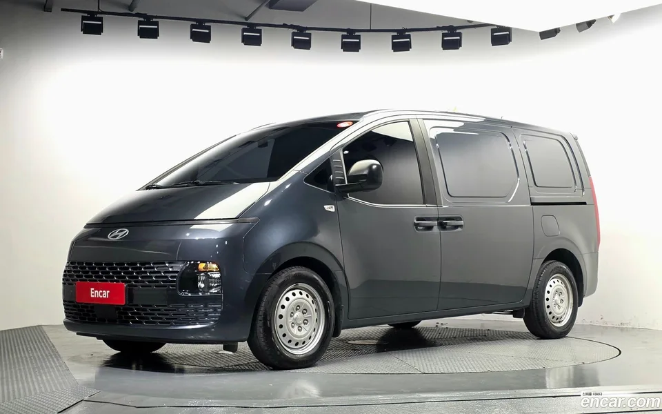 Hyundai Staria 2024