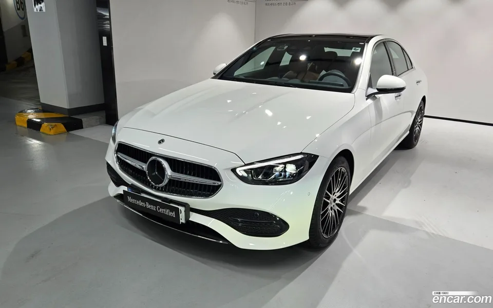 Mercedes-Benz C-Class 2026