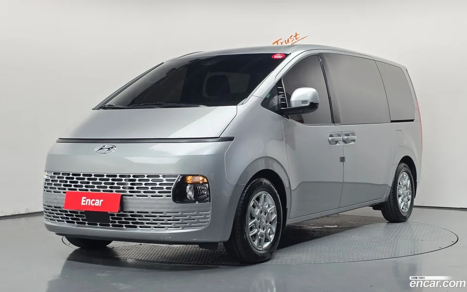 Hyundai Staria 2024