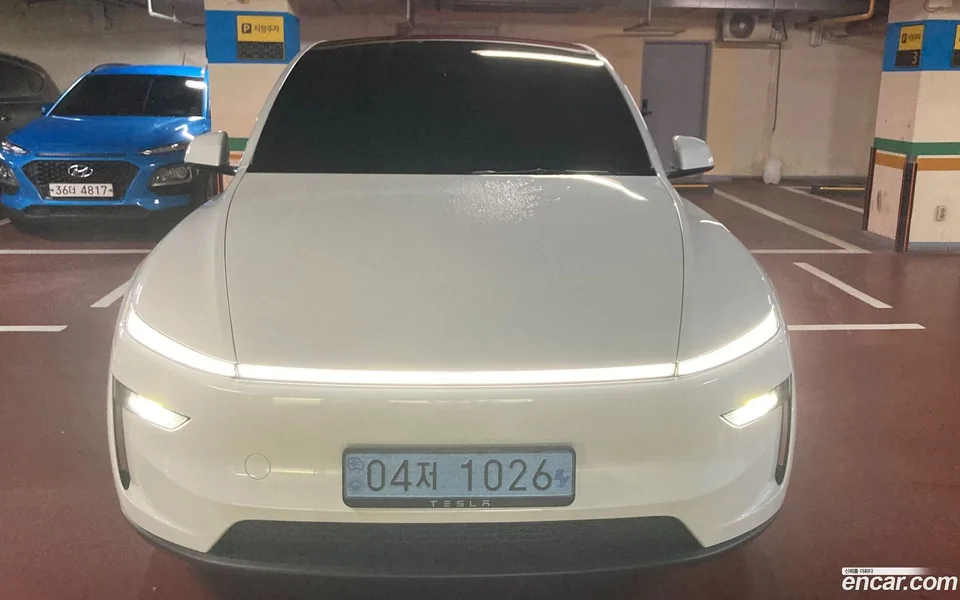 Tesla Model Y 2026