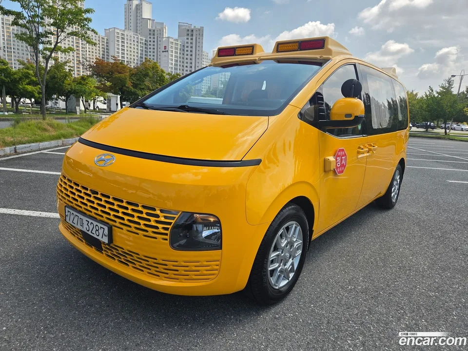 Hyundai Staria 2022