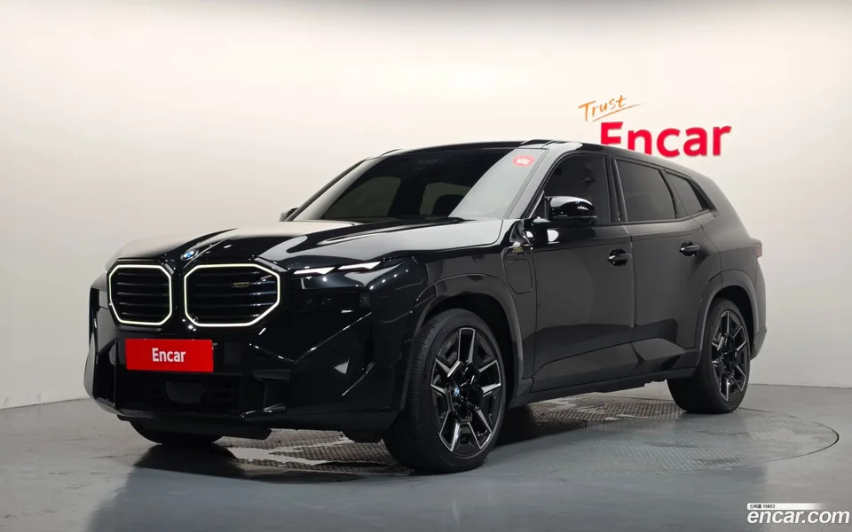 BMW XM 2023