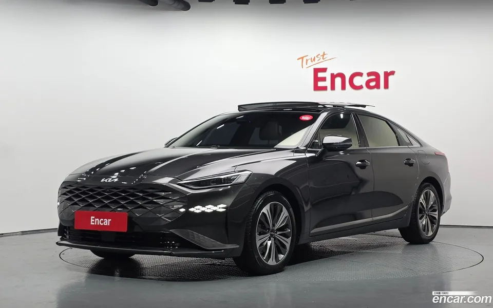Kia K8 Hybrid 2022