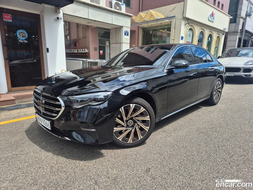 Mercedes-Benz E-Class 2026