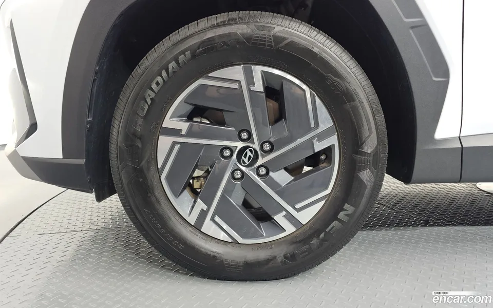 Hyundai Tucson Hybrid NX4 HEV 1.6 2WD 2025 — миниатюра 2