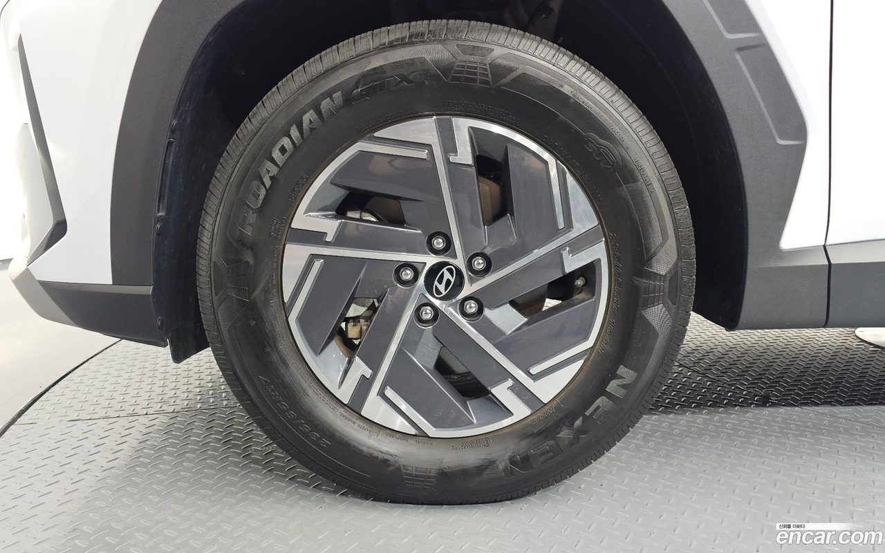 Hyundai Tucson Hybrid NX4 2025 — 2