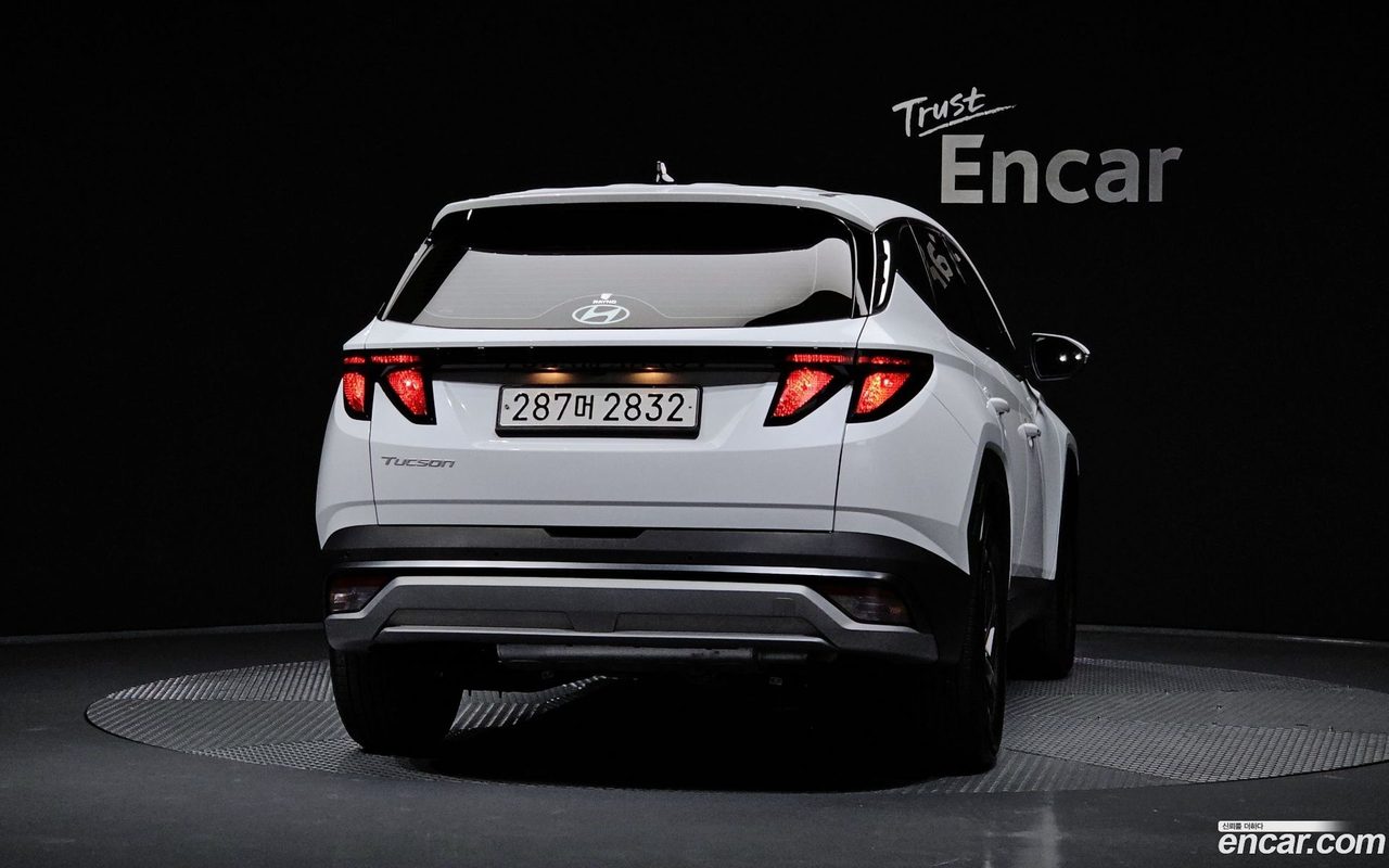 Hyundai Tucson Hybrid NX4 2025 — 4