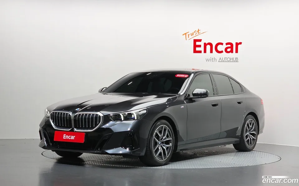 BMW 5 Series 2024