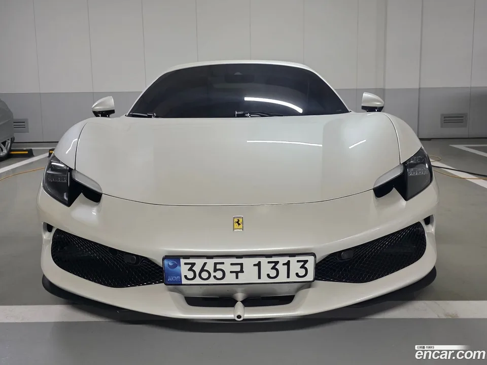 Ferrari 296 GTS 2024