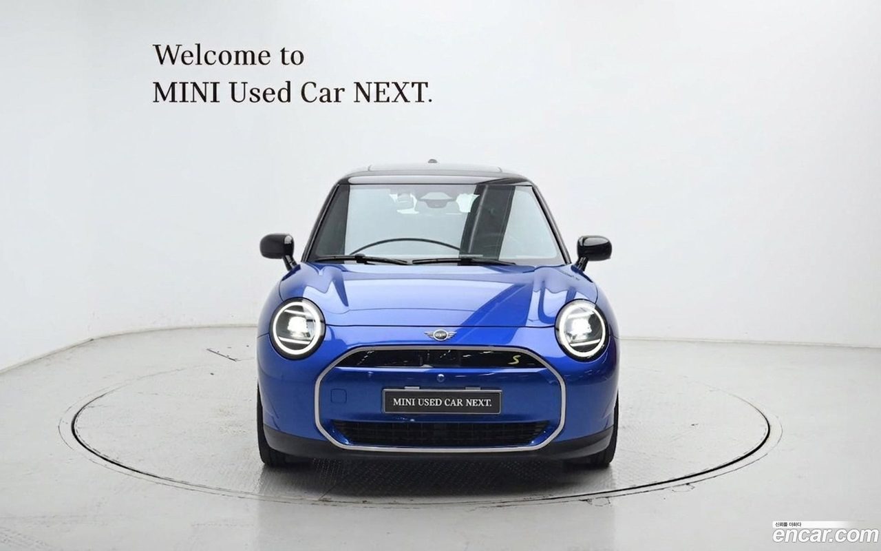 MINI Cooper Electric 2024 — 3