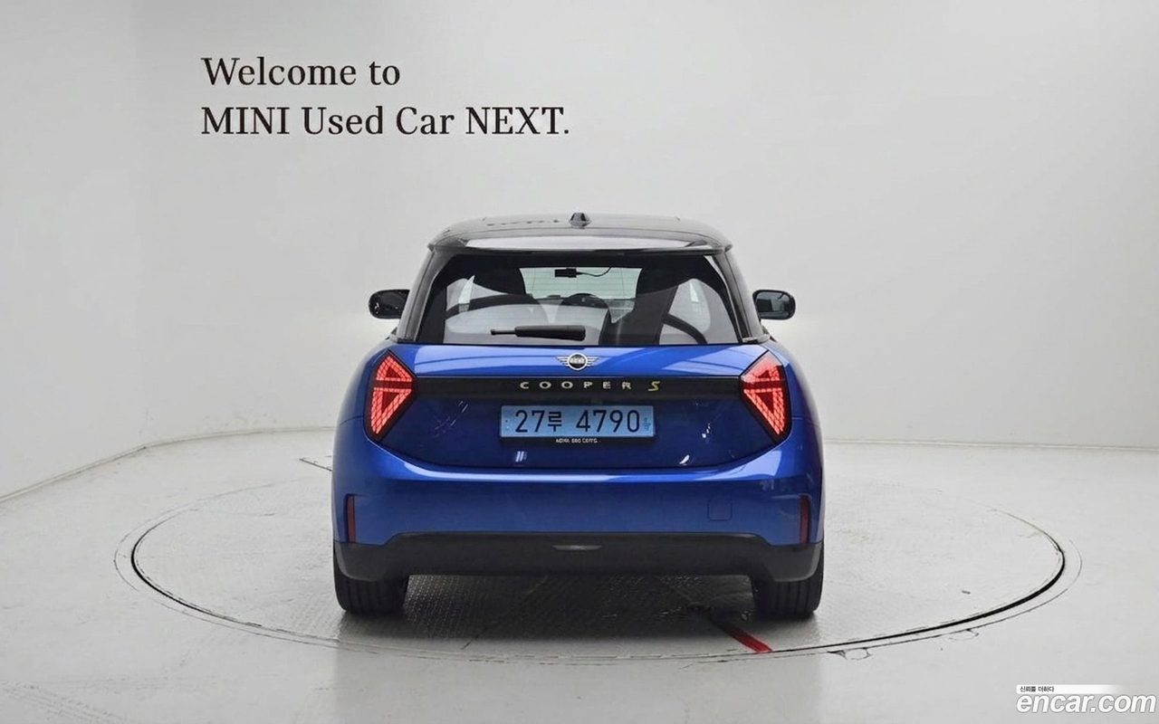 MINI Cooper Electric 2024 — 4
