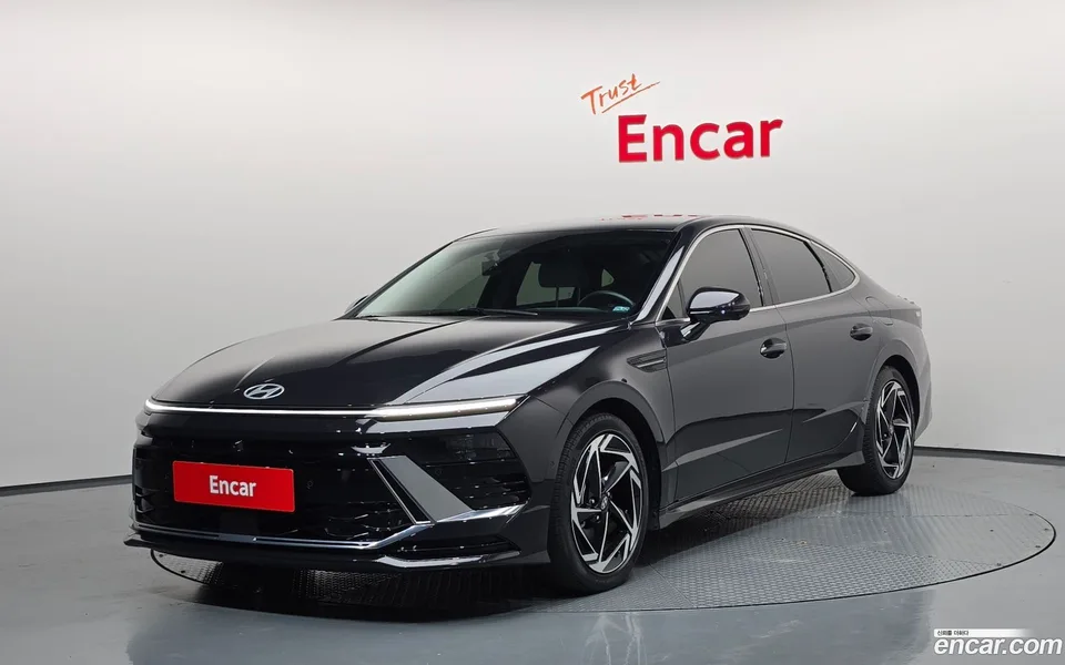 Hyundai Sonata The Edge Hybrid 2023