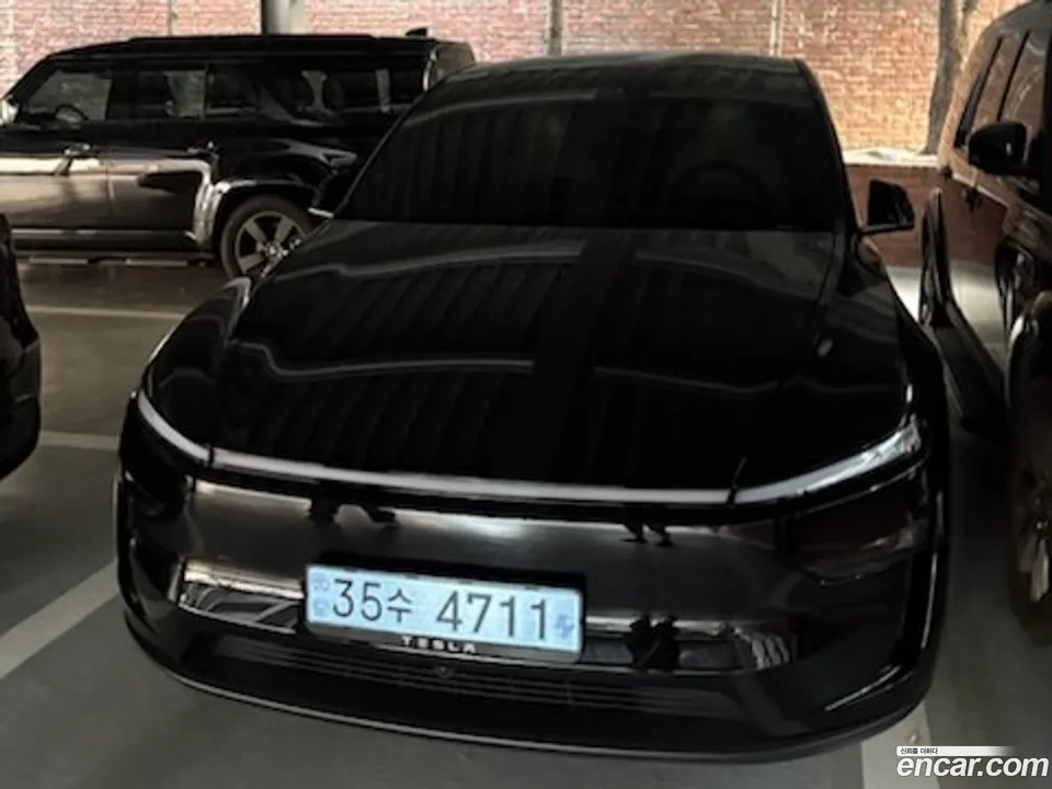 Tesla Model Y 2026