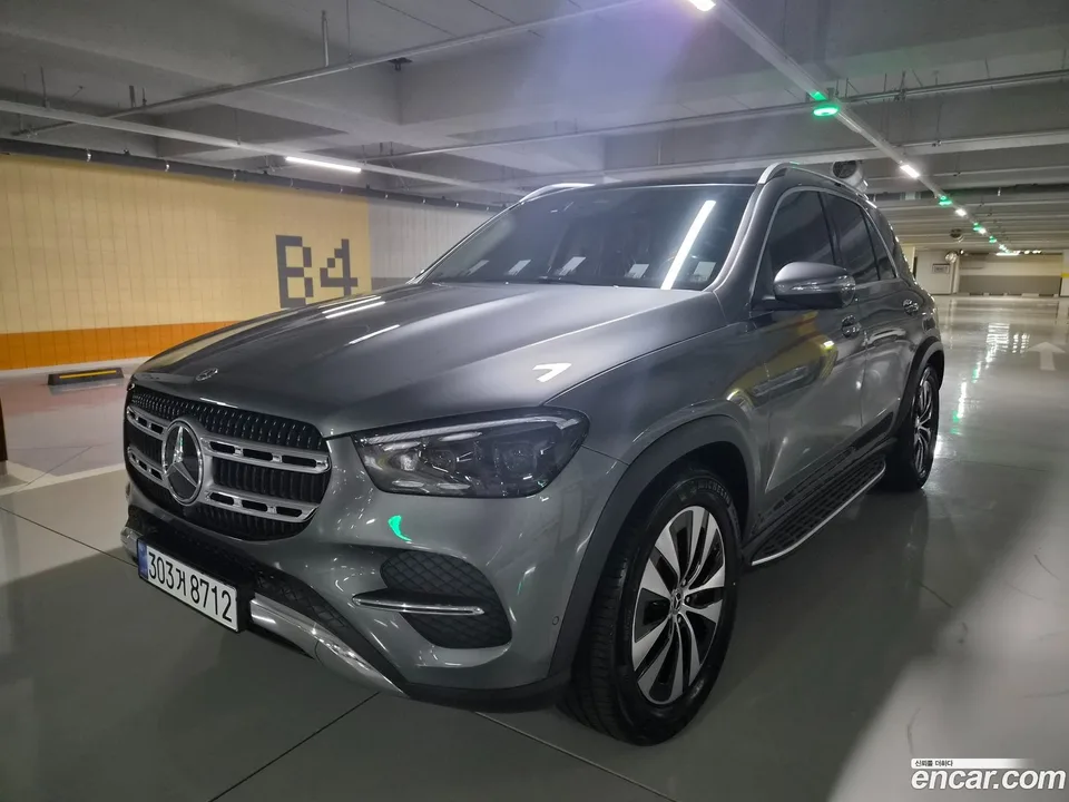 Mercedes-Benz GLE-Class 2026