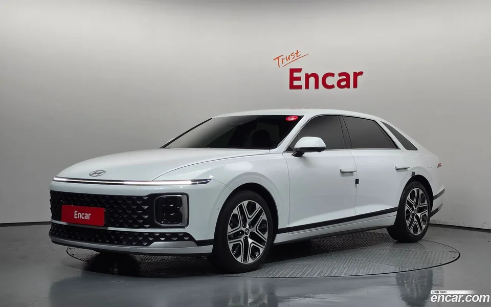 Hyundai Grandeur Hybrid 2025
