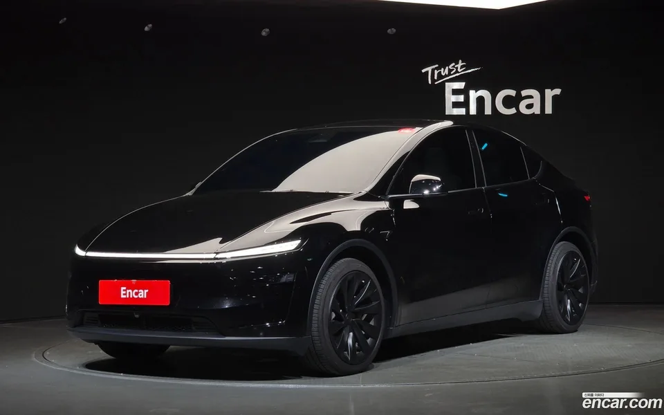 Tesla Model Y 2026