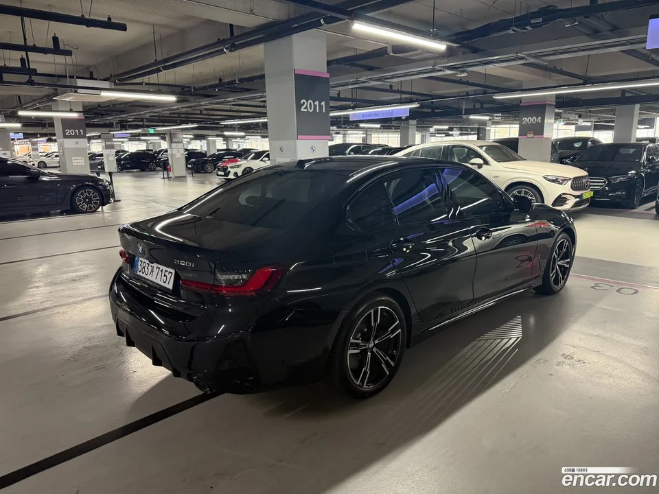 BMW 3 Series 320i M 2026 — миниатюра 2