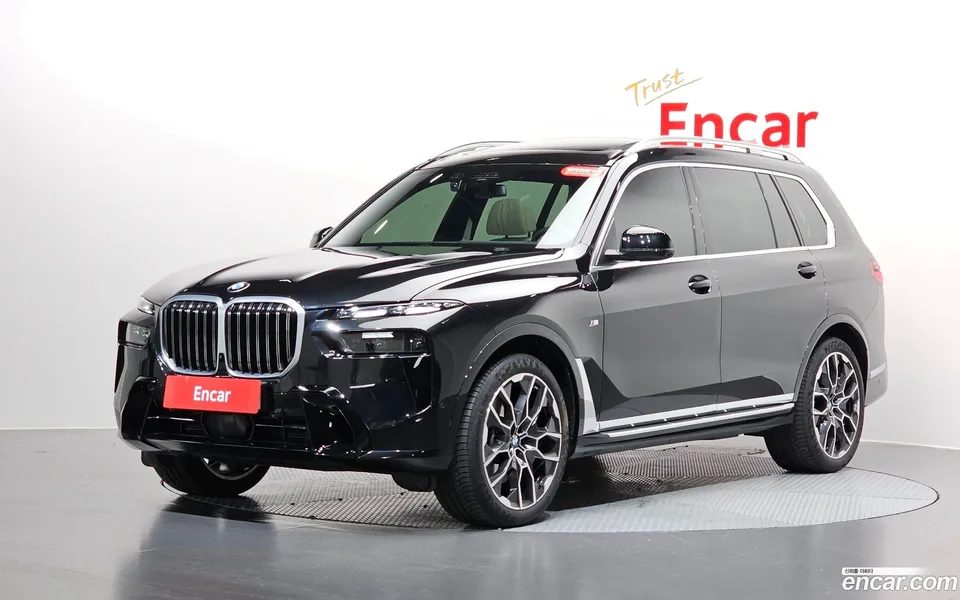 BMW X7 2025