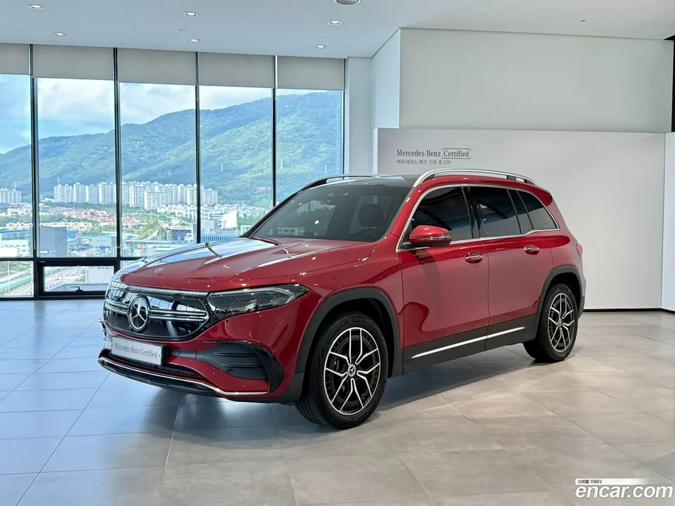 Mercedes-Benz EQB 2024
