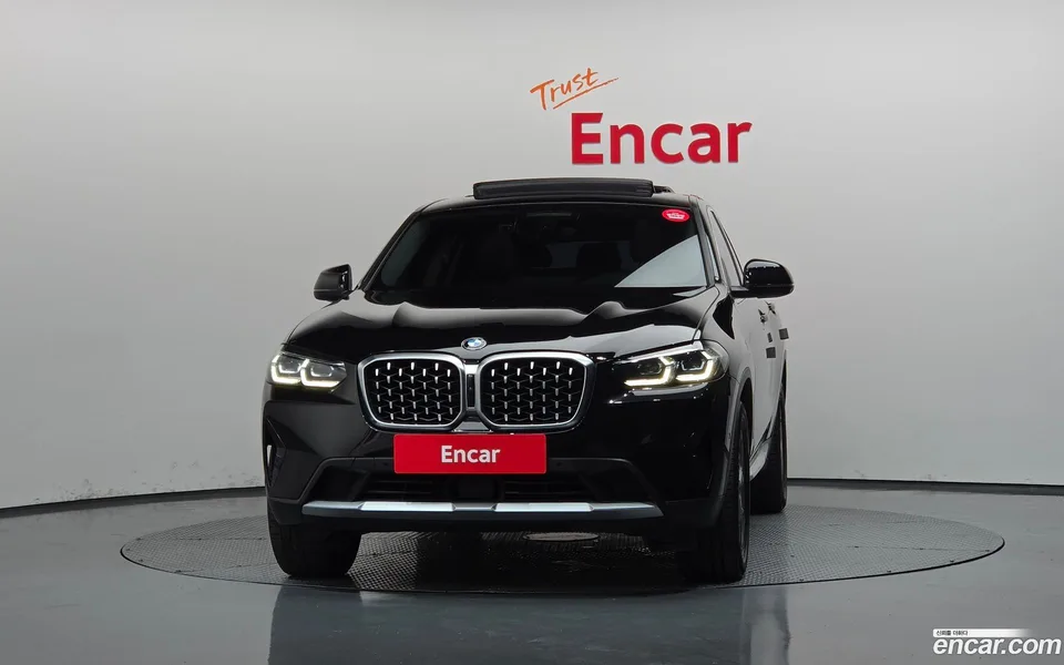 BMW X4 xDrive20i xLine 2024 — миниатюра 3