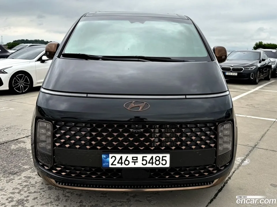 Hyundai Staria 2023