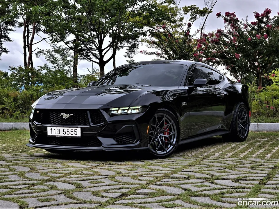 Ford Mustang 2025