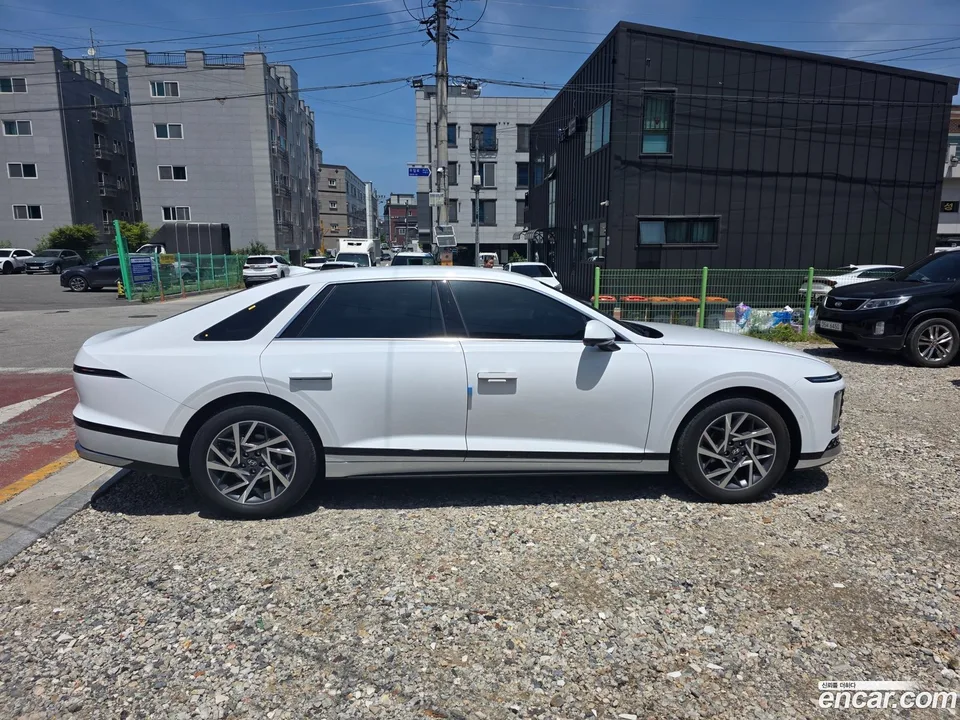 Hyundai Grandeur Hybrid 2026