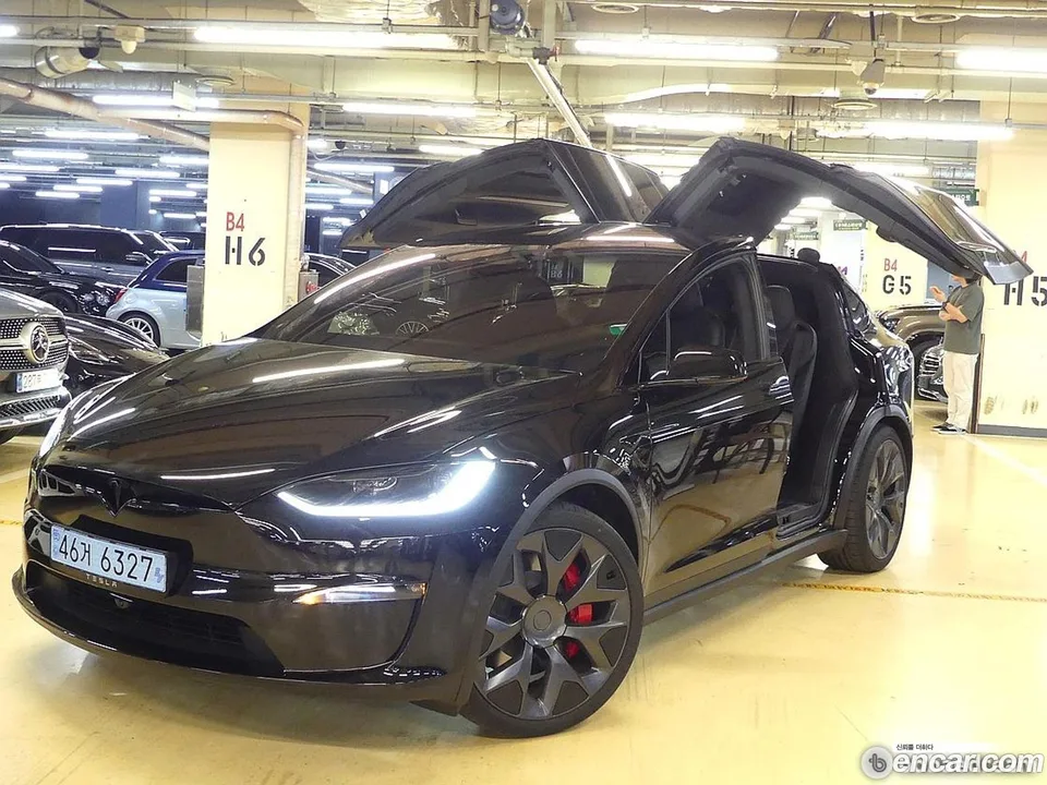 Tesla Model X 2026