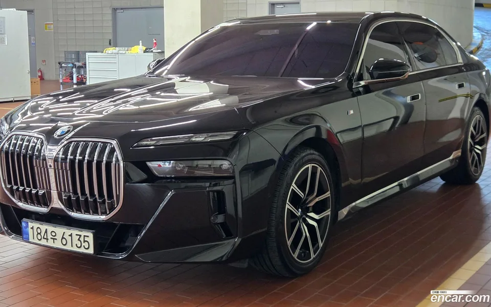 BMW 7 Series 2023